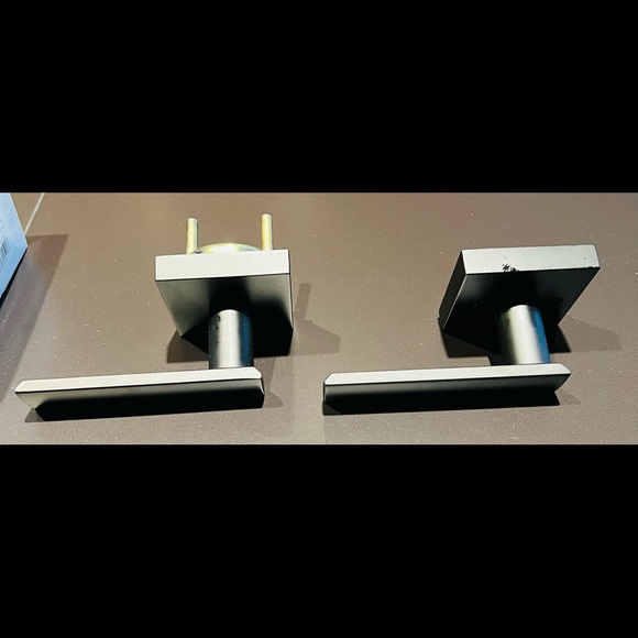 Door lever privacy matte black new in box - Picture 3 of 5